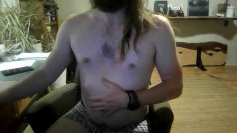 Snapshot of elephantfox chatting on 10-19-25, 05:08 fox online show from 10-19-25, 05:08