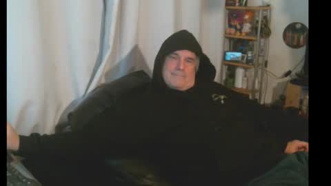 TheEleventhPhoenix online show from 11-24-25, 06:02