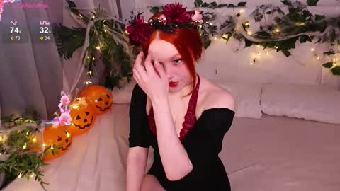 Snapshot of elfamirielle chatting on 10-30-25, 08:27 Elfa online show from 10-30-25, 08:27