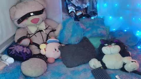 miu  online show from 03-04-26, 02:17