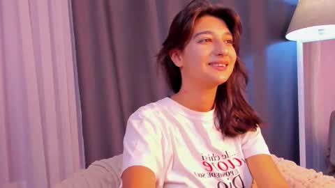 Snapshot of elfy_rare chatting on 10-01-25, 03:07 Elfy online show from 10-01-25, 03:07