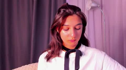 Snapshot of elfy_rare chatting on 10-11-25, 02:59 Elfy online show from 10-11-25, 02:59