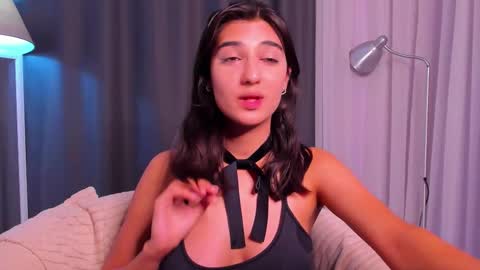 Snapshot of elfy_rare chatting on 10-16-25, 03:24 Elfy online show from 10-16-25, 03:24