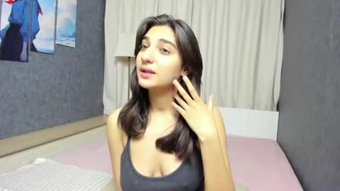 Snapshot of elfy_rare chatting on 12-02-25, 08:48 Elfy online show from 12-02-25, 08:48