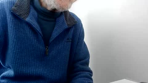 elfyonee online show from 12-19-25, 10:33