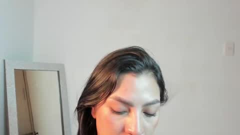 Elizabeth online show from 03-12-25, 11:01