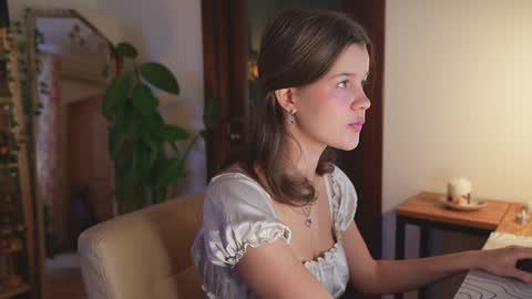 Snapshot of eli_sun chatting on 01-10-25, 09:44 ELI Guys Im immersed in my studies its time for exams. I hope to be here on Friday online show from 01-10-25, 09:44