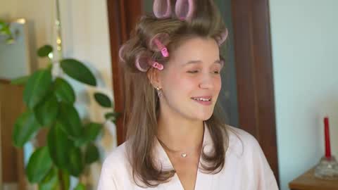 Snapshot of eli_sun chatting on 10-02-25, 09:38 ELI Guys Im immersed in my studies its time for exams. I hope to be here on Friday online show from 10-02-25, 09:38