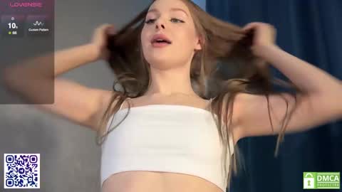 Snapshot of eli_zabeta chatting on 01-18-25, 01:51 Elizabeth Lizi online show from 01-18-25, 01:51