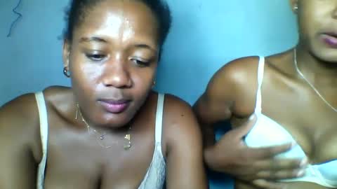 Snapshot of elia011 chatting on 01-24-25, 08:11 elia011 online show from 01-24-25, 08:11