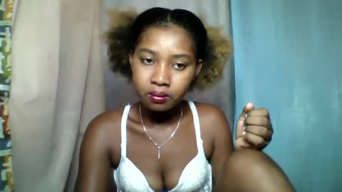 Snapshot of elia011 chatting on 01-31-25, 05:40 elia011 online show from 01-31-25, 05:40