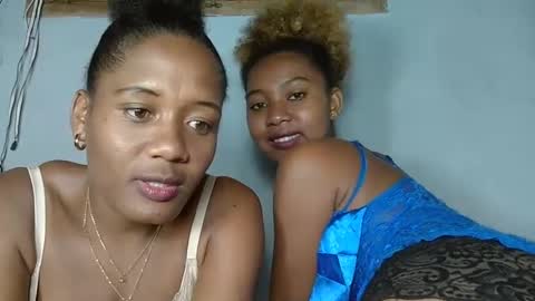 Snapshot of elia011 chatting on 02-04-25, 05:23 elia011 online show from 02-04-25, 05:23