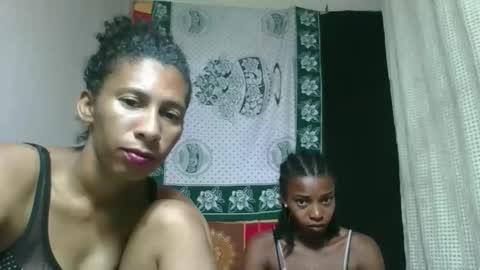 Snapshot of elia011 chatting on 02-21-26, 09:10 elia011 online show from 02-21-26, 09:10