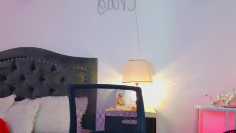 Elian online show from 05-26-26, 03:52