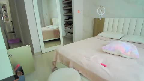 Eliana Bort online show from 03-13-26, 12:56