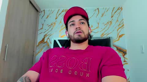 Snapshot of eliankeiser chatting on 06-03-26, 01:41 Elian online show from 06-03-26, 01:41