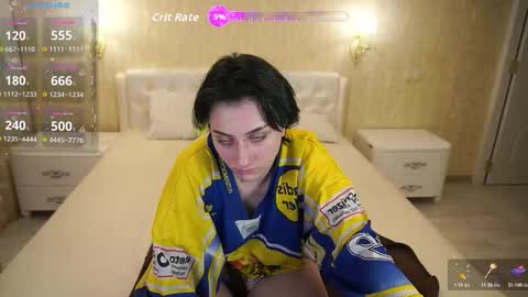 Snapshot of eliarose chatting on 11-28-25, 10:01 Luna online show from 11-28-25, 10:01