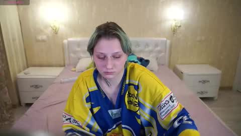 Luna online show from 02-16-26, 12:07