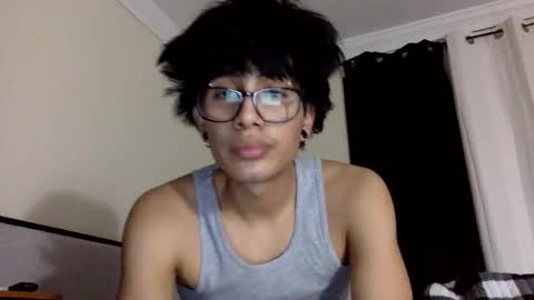 eliasssandres online show from 11-19-25, 04:01