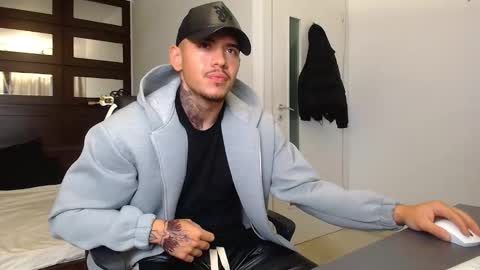 ElijahThorne online show from 02-05-26, 06:40