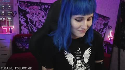 Snapshot of elika_kay chatting on 01-12-25, 11:04 MORE ME online show from 01-12-25, 11:04