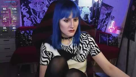 Snapshot of elika_kay chatting on 02-11-25, 09:25 MORE ME online show from 02-11-25, 09:25