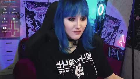 Snapshot of elika_kay chatting on 03-07-25, 09:27 MORE ME online show from 03-07-25, 09:27