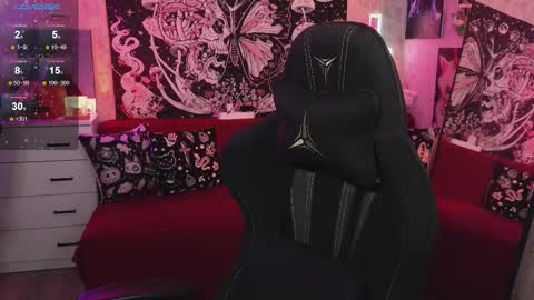 Snapshot of elika_kay chatting on 11-09-25, 09:57 MORE ME online show from 11-09-25, 09:57