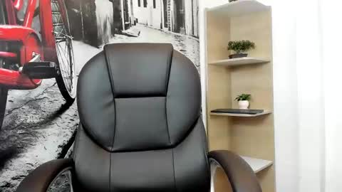 Snapshot of elinaax chatting on 11-08-25, 01:06 Elina online show from 11-08-25, 01:06