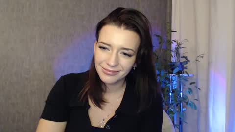 Snapshot of elinapretty chatting on 12-12-24, 11:25 Elina online show from 12-12-24, 11:25