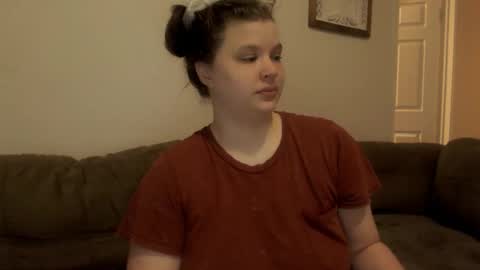 Snapshot of elinareign chatting on 01-07-26, 03:31 ElinaReign online show from 01-07-26, 03:31