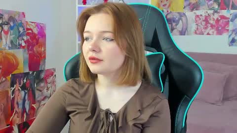 Snapshot of elinavale chatting on 07-15-26, 05:12 elinavale online show from 07-15-26, 05:12