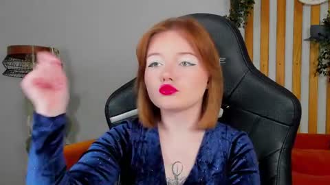 Snapshot of elinavale chatting on 07-20-26, 05:15 elinavale online show from 07-20-26, 05:15