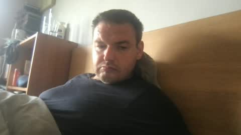 Snapshot of eliot26 chatting on 06-26-26, 11:25 e26 online show from 06-26-26, 11:25