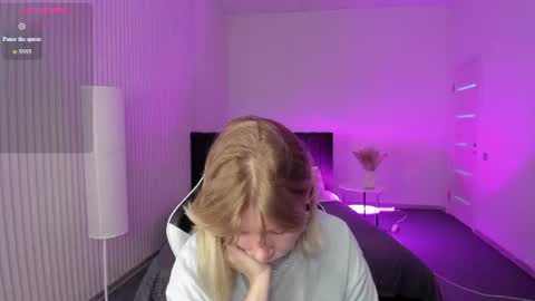 Elira Vane online show from 07-14-26, 02:49