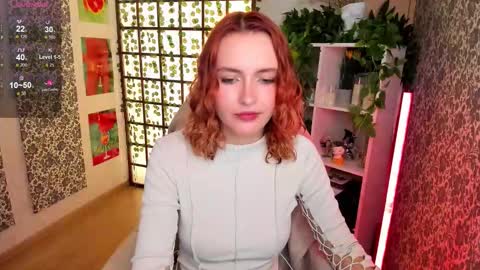 Snapshot of elis_cherry chatting on 09-21-25, 01:51 Elis online show from 09-21-25, 01:51