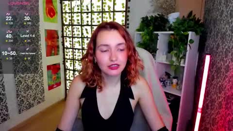 Snapshot of elis_cherry chatting on 09-23-25, 02:03 Elis online show from 09-23-25, 02:03