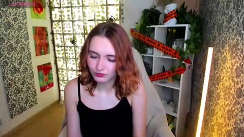 Snapshot of elis_cherry chatting on 11-11-25, 02:00 Elis online show from 11-11-25, 02:00