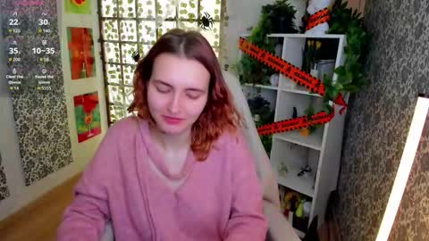 Snapshot of elis_cherry chatting on 11-18-25, 02:06 Elis online show from 11-18-25, 02:06