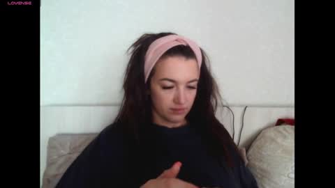 Snapshot of elisa_dove208 chatting on 10-07-25, 03:47 elisa_dove208 online show from 10-07-25, 03:47