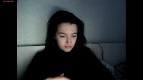 Snapshot of elisa_dove208 chatting on 11-20-25, 04:45 elisa_dove208 online show from 11-20-25, 04:45