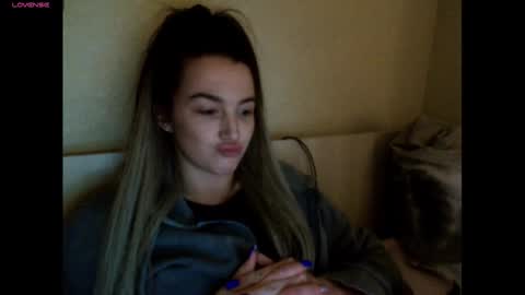 Snapshot of elisa_dove208 chatting on 12-02-25, 05:08 elisa_dove208 online show from 12-02-25, 05:08