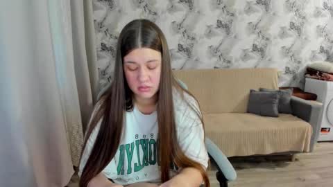 Aletta Oushen online show from 10-08-25, 11:41