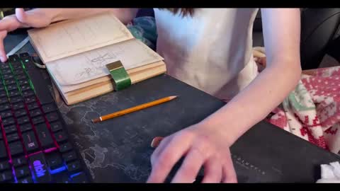 Snapshot of elisa_north chatting on 01-27-25, 06:09 Elisa North online show from 01-27-25, 06:09