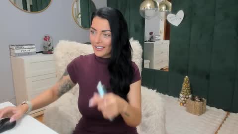 Maria online show from 12-16-25, 05:12