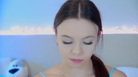 ElisabethDavis online show from 03-10-25, 03:20