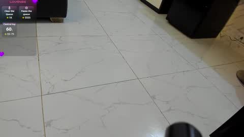 Snapshot of elisabethmassey chatting on 10-13-25, 01:00 Liss online show from 10-13-25, 01:00