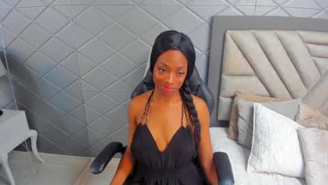 Snapshot of elisabettamonroy chatting on 09-27-25, 11:10 elisabettamonroy online show from 09-27-25, 11:10