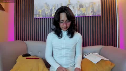 Elisa Sue online show from 04-22-26, 02:58