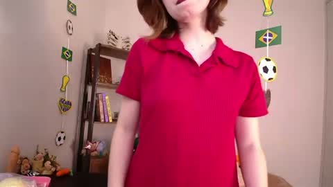 Snapshot of elise_nyx chatting on 06-25-26, 01:59 elise_nyx online show from 06-25-26, 01:59